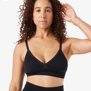 Bodily The Effortless Bra NWT black
